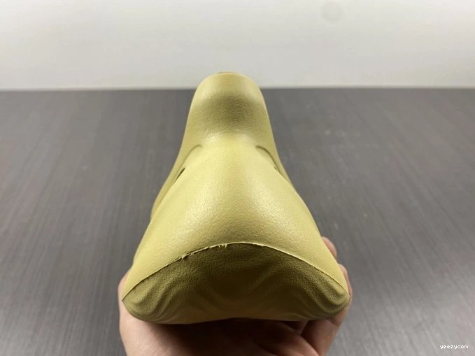 Sulfur GV6775 RNNR Yeezy Adidas Foam 0825